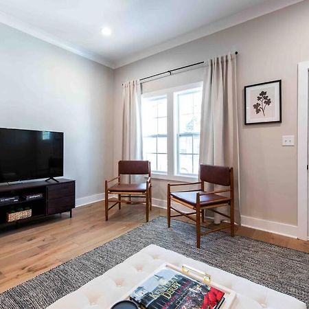 Newly Renovated 3 Bedroom Shelby Park Home **Free Parking** Louisville-Jefferson County Extérieur photo