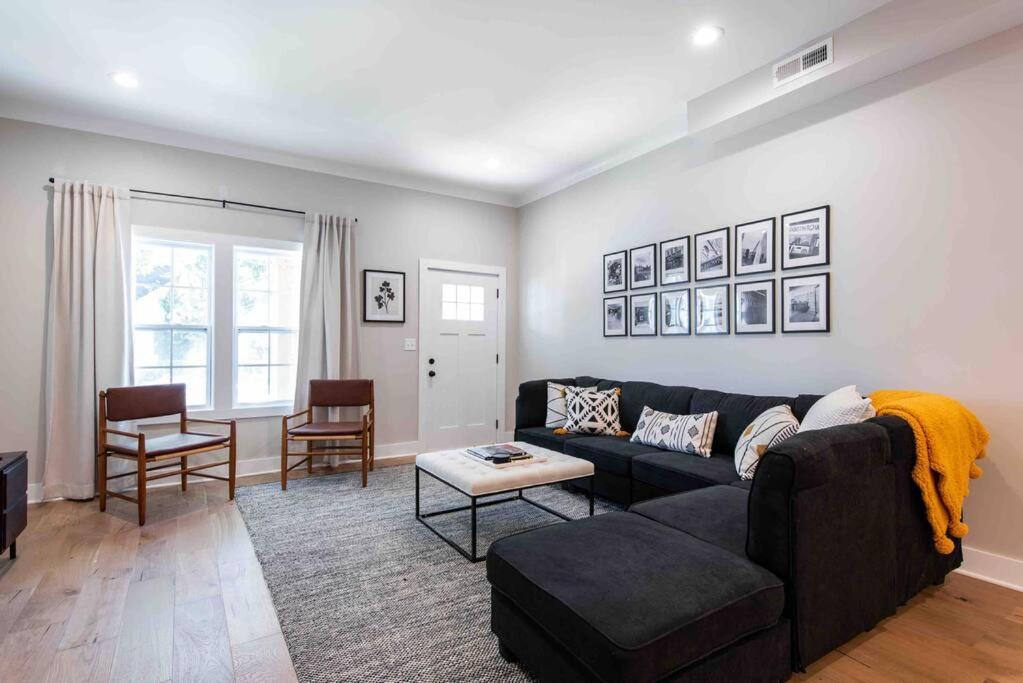 Newly Renovated 3 Bedroom Shelby Park Home **Free Parking** Louisville-Jefferson County Extérieur photo